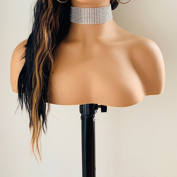 Simply Sexy is This “Put On & Go” Black/Auburn Synthetic Wig with Bangs💋 - Picture 5 of 11